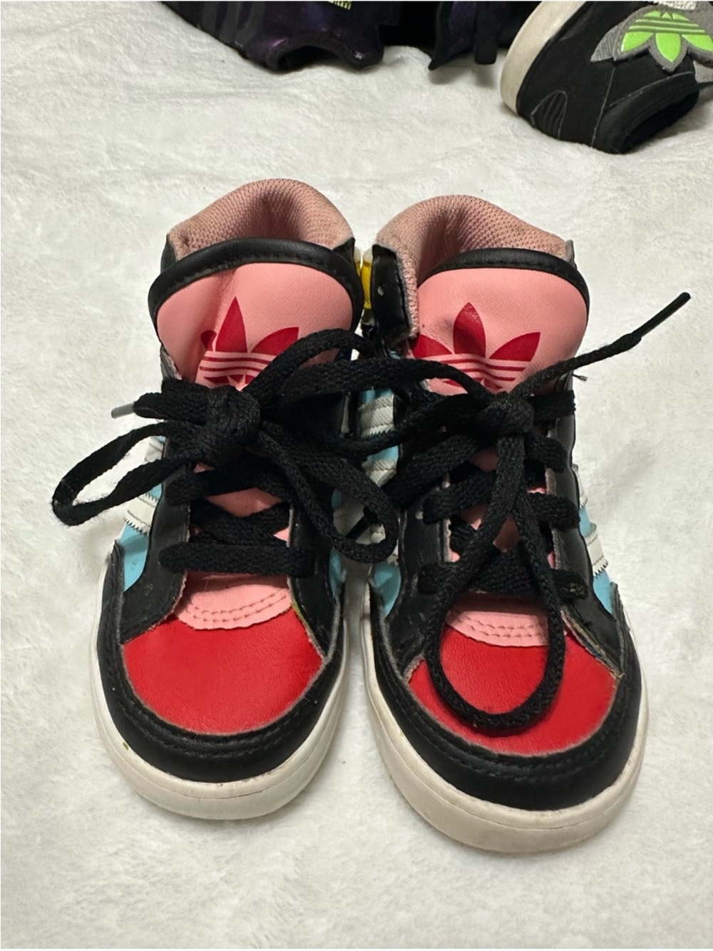 Bundle of SIX pair of adidas Kids Sneakers - Picture 10 of 16
